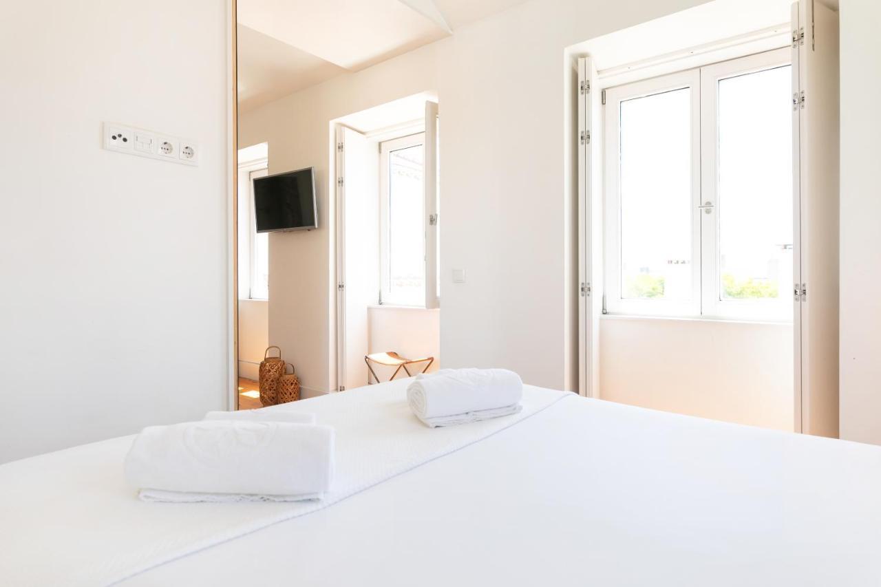 Five Stars Combro 77 Lisbon