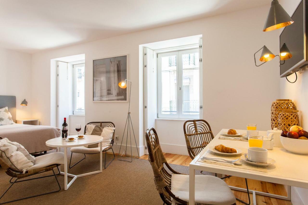 Five Stars Combro 77 * Lisbon